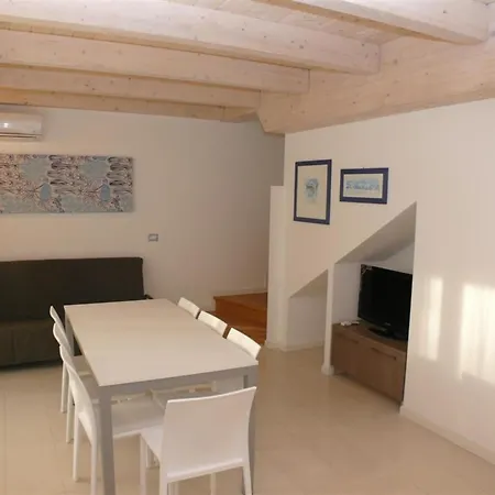 A Serene Getaway 100 M From The In Appartement
